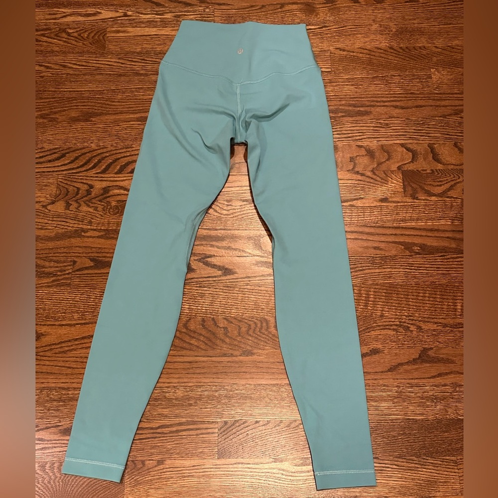 Lululemon High-Waisted Blue Leggings Size 4 Square Tag - Picture 1 of 7